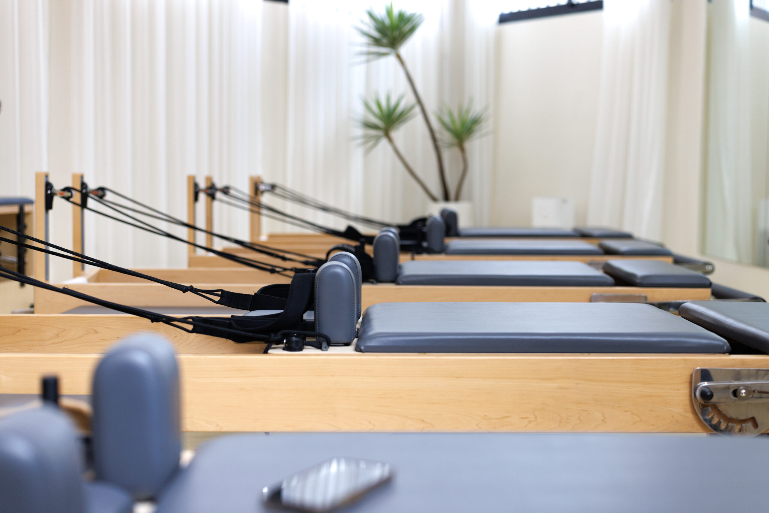 modern studio rental las vegas space with bright lighting, clean backdrop and creative setup